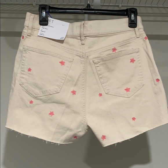 LOFT Women's Cream Shorts with Pink Star Accents - Picture 2 of 2